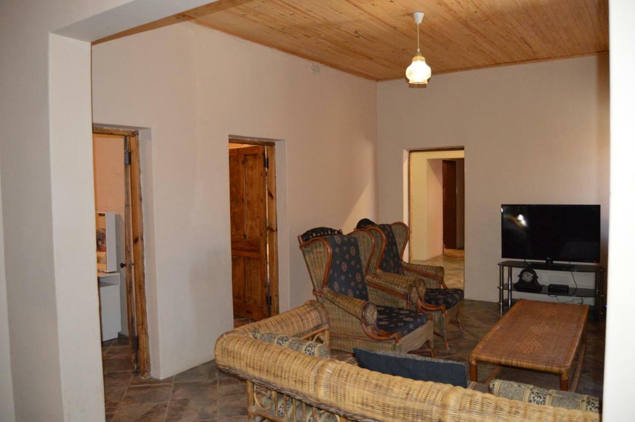 Esmarline Lodge Бритс Экстерьер фото