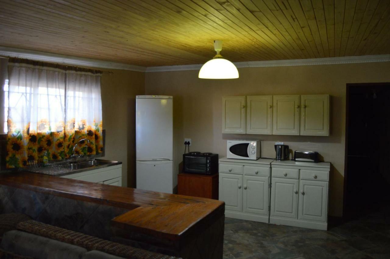 Esmarline Lodge Бритс Экстерьер фото